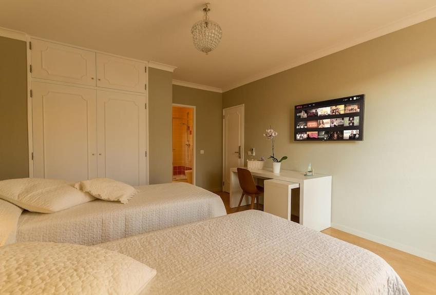 Lagos Suite Экстерьер фото